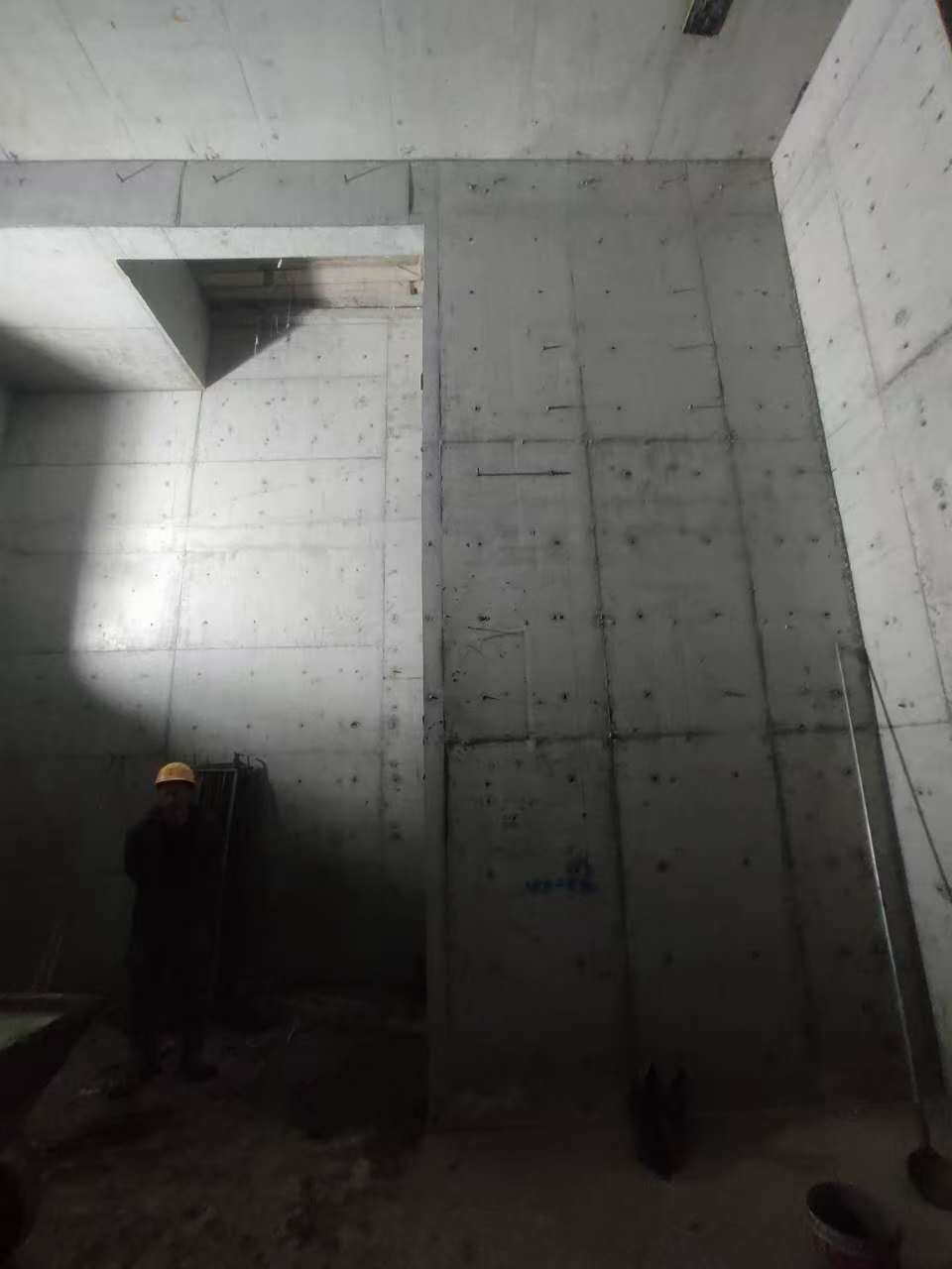 竹溪墙上开槽钢筋断了有影响吗